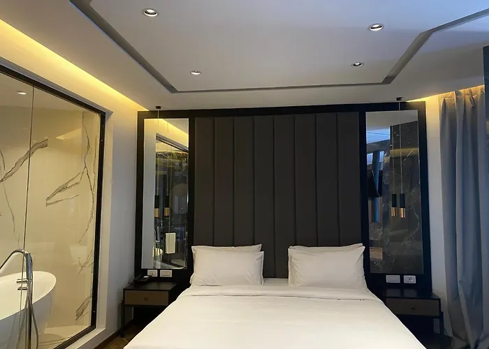 Klajdi Resort & Spa Golem 